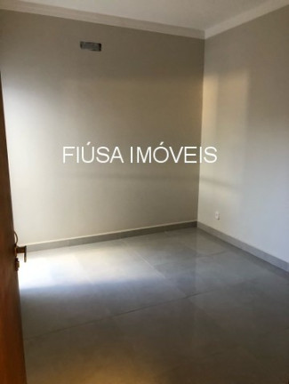 Imagem Apartamento com 8 Quartos à Venda, 330 m² em Centro - Rifaina Imagem Apartamento com 8 Quartos à Venda, 330 m² em Centro - Rifaina