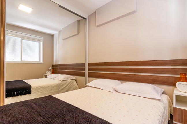 Imagem Apartamento com 2 Quartos à Venda, 51 m² em Floresta - Porto Alegre