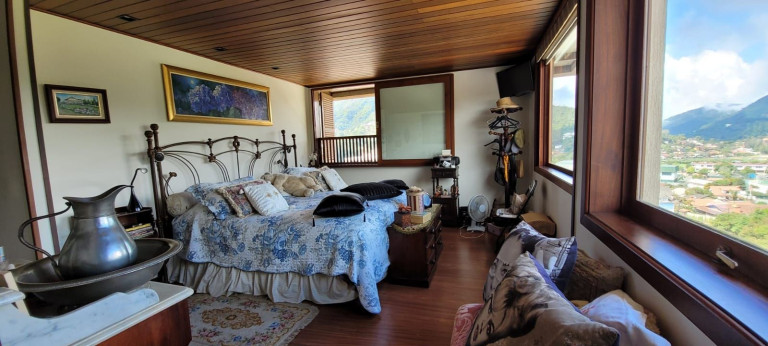 Imagem Imóvel com 6 Quartos à Venda, 221 m² em Alto - Teresópolis Imagem Imóvel com 6 Quartos à Venda, 221 m² em Alto - Teresópolis