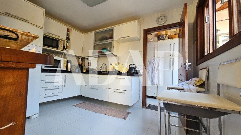 Imagem Casa com 4 Quartos à Venda, 367 m² em Vargem Pequena - Rio De Janeiro Imagem Casa com 4 Quartos à Venda, 367 m² em Vargem Pequena - Rio De Janeiro