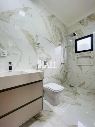 Imagem Casa com 3 Quartos à Venda, 250 m² em Centro - Bady Bassitt Imagem Casa com 3 Quartos à Venda, 250 m² em Centro - Bady Bassitt