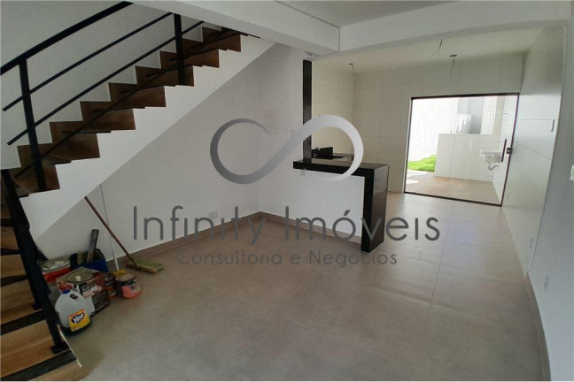 Casa com 2 Quartos à Venda,  em Novo  Centro - Santa Luzia