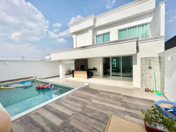 Casa com 3 Quartos à Venda, 242 m² em Jardins Di Roma - Indaiatuba