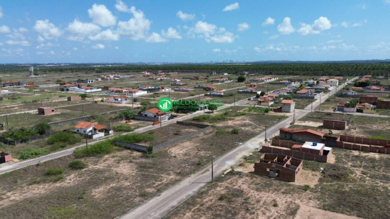Imagem Casa com 2 Quartos à Venda, 69 m²
