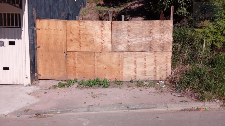 Terreno à Venda, 135 m² em Jardim Nilza Miranda - Mauá