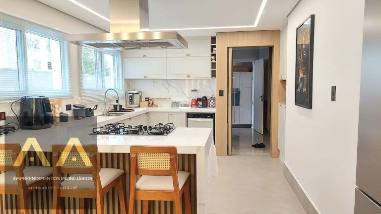 Imagem Casa com 4 Quartos à Venda, 308 m² em Alphaville - Santana De Parnaíba Imagem Casa com 4 Quartos à Venda, 308 m² em Alphaville - Santana De Parnaíba