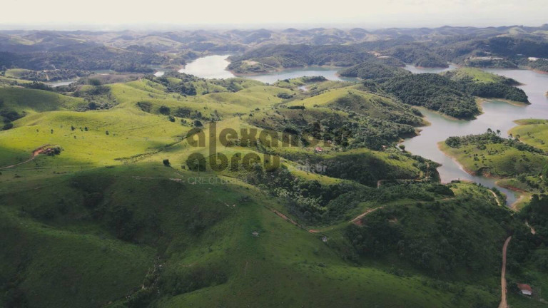 Imagem Fazenda à Venda, 130 m² em Santa Branca Imagem Fazenda à Venda, 130 m² em Santa Branca