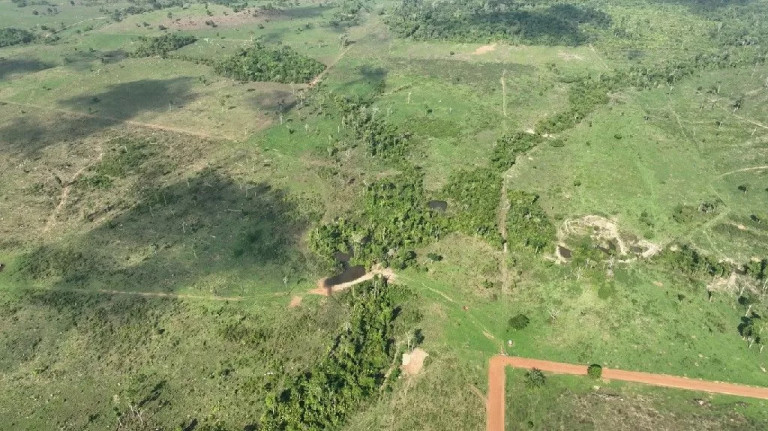 Fazenda à Venda, 650 m² em Zona Rural - Marcelândia