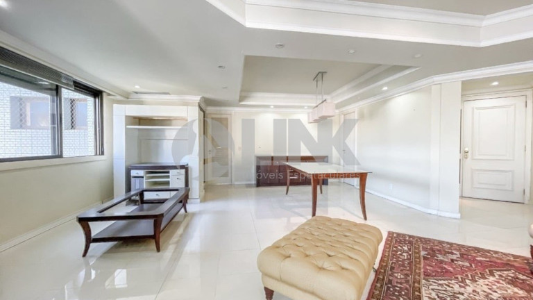 Imagem Apartamento com 3 Quartos à Venda, 159 m² em Bela Vista - Porto Alegre Imagem Apartamento com 3 Quartos à Venda, 159 m² em Bela Vista - Porto Alegre