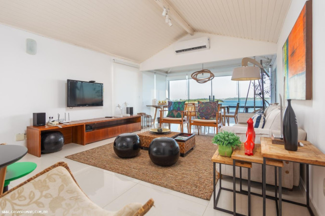Imagem Imóvel com 5 Quartos para Alugar ou Temporada, 200 m² em Praia Rasa - Armação Dos Búzios Imagem Imóvel com 5 Quartos para Alugar ou Temporada, 200 m² em Praia Rasa - Armação Dos Búzios