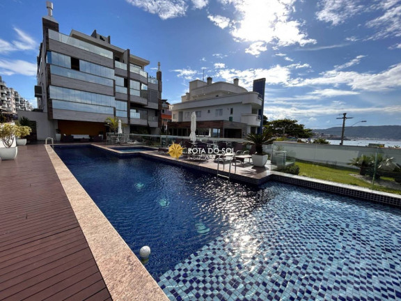 Apartamento com 3 Quartos à Venda, 180 m² em Centro - Bombinhas