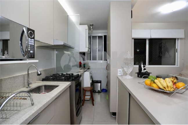 Imagem Apartamento com 3 Quartos à Venda, 66 m² em Vila Ipiranga - Porto Alegre Imagem Apartamento com 3 Quartos à Venda, 66 m² em Vila Ipiranga - Porto Alegre