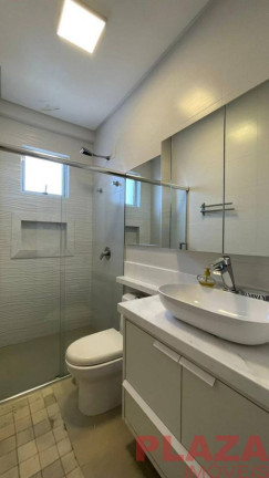Imagem Cobertura com 3 Quartos para Alugar, 270 m² em Centro - Balneário Camboriú Imagem Cobertura com 3 Quartos para Alugar, 270 m² em Centro - Balneário Camboriú