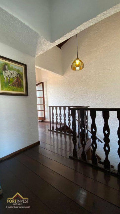 Imagem Imóvel com 5 Quartos à Venda, 200 m² em Canto Do Forte - Praia Grande Imagem Imóvel com 5 Quartos à Venda, 200 m² em Canto Do Forte - Praia Grande