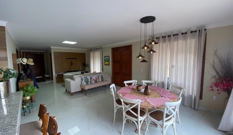Imagem Casa com 3 Quartos à Venda, 450 m² em Domingos Martins - Domingos Martins Imagem Casa com 3 Quartos à Venda, 450 m² em Domingos Martins - Domingos Martins