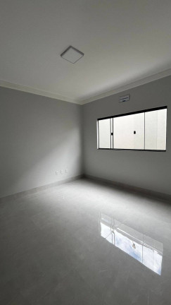 Imagem Casa com 3 Quartos à Venda, 102 m² em Popular - Caldas Novas