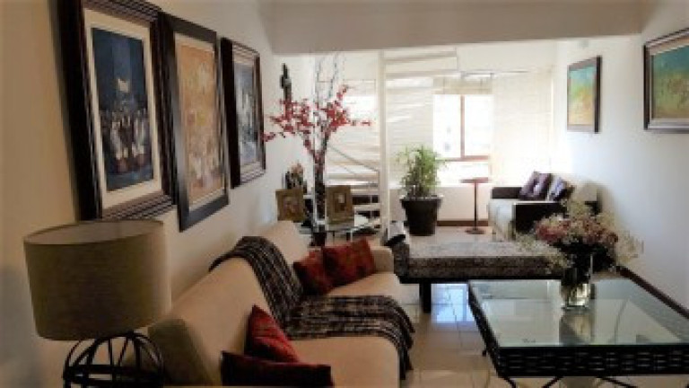 Imagem Casa com 5 Quartos à Venda, 300 m² em Pituba - Salvador Imagem Casa com 5 Quartos à Venda, 300 m² em Pituba - Salvador