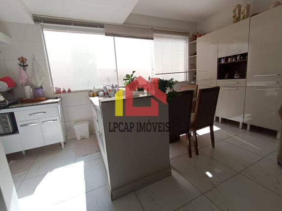 Imagem Casa com 3 Quartos à Venda, 152 m² em Santa Efigenia - Belo Horizonte Imagem Casa com 3 Quartos à Venda, 152 m² em Santa Efigenia - Belo Horizonte