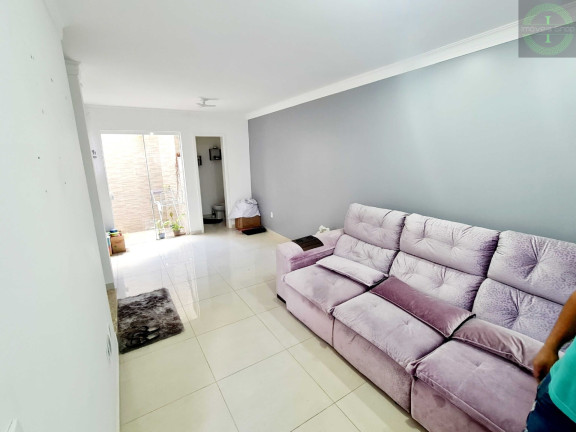 Imagem Sobrado com 3 Quartos à Venda, 98 m² em Oficinas - Ponta Grossa Imagem Sobrado com 3 Quartos à Venda, 98 m² em Oficinas - Ponta Grossa