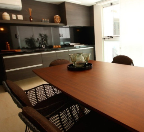 Imagem Imóvel com 4 Quartos à Venda, 241 m² em Itapuã - Vila Velha Imagem Imóvel com 4 Quartos à Venda, 241 m² em Itapuã - Vila Velha