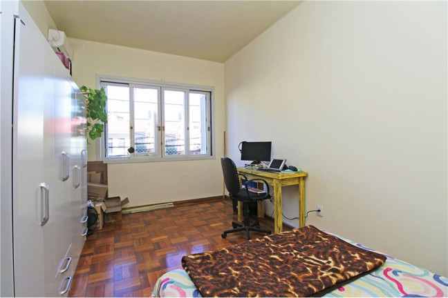Imagem Apartamento com 2 Quartos à Venda, 68 m² em Santo Antônio - Porto Alegre Imagem Apartamento com 2 Quartos à Venda, 68 m² em Santo Antônio - Porto Alegre