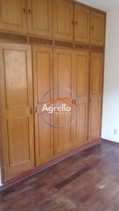 Imagem Casa com 4 Quartos à Venda, 186 m² em Vila Bianchi - Mogi Mirim Imagem Casa com 4 Quartos à Venda, 186 m² em Vila Bianchi - Mogi Mirim