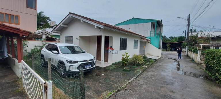 Imagem Casa com 2 Quartos à Venda, 143 m² em Canasvieiras - Florianópolis Imagem Casa com 2 Quartos à Venda, 143 m² em Canasvieiras - Florianópolis