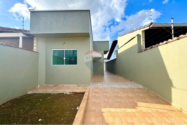 Imagem Casa com 2 Quartos à Venda, 66 m² em Park D'aville - Peruíbe Imagem Casa com 2 Quartos à Venda, 66 m² em Park D'aville - Peruíbe