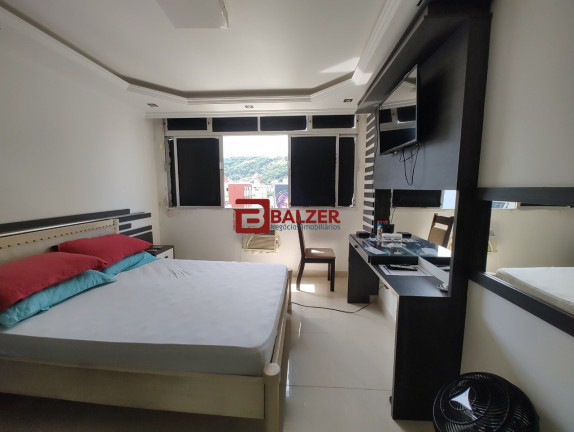 Imagem Apartamento com 2 Quartos à Venda, 66 m² em Centro - Florianópolis Imagem Apartamento com 2 Quartos à Venda, 66 m² em Centro - Florianópolis