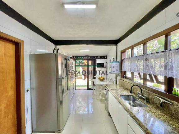Imagem Casa com 3 Quartos à Venda, 343 m² em Fazendinha - Carapicuíba Imagem Casa com 3 Quartos à Venda, 343 m² em Fazendinha - Carapicuíba