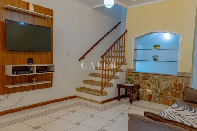 Imagem Casa com 4 Quartos à Venda, 214 m² em Atibaia Jardim - Atibaia