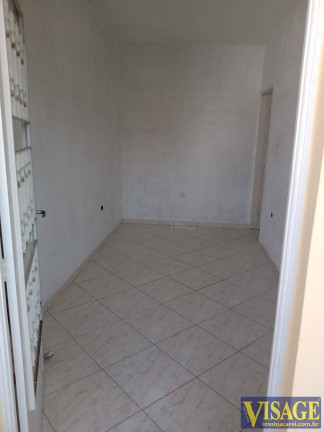 Imagem Casa com 2 Quartos à Venda, em Vila Branca - Jacareí Imagem Casa com 2 Quartos à Venda, em Vila Branca - Jacareí