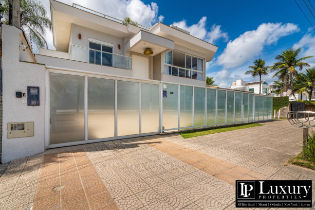 Imagem Casa com 5 Quartos à Venda,  em Enseada - Guarujá