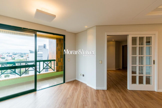 Imagem Apartamento com 3 Quartos à Venda, 149 m² em Centro - Curitiba