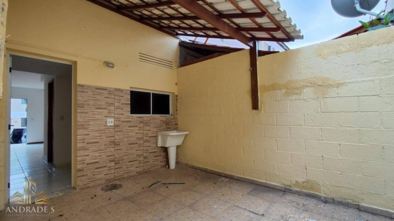 Imagem Casa de Condomínio com 2 Quartos à Venda, 65 m² em Guaratiba - Rio De Janeiro Imagem Casa de Condomínio com 2 Quartos à Venda, 65 m² em Guaratiba - Rio De Janeiro