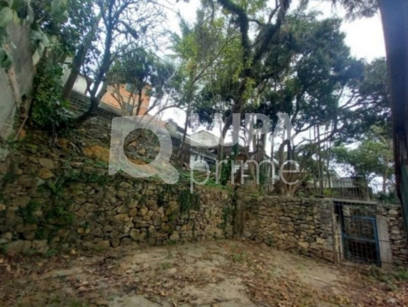 Imagem Casa com 3 Quartos à Venda, 220 m² em Jardim Santo Alberto - São Paulo Imagem Casa com 3 Quartos à Venda, 220 m² em Jardim Santo Alberto - São Paulo