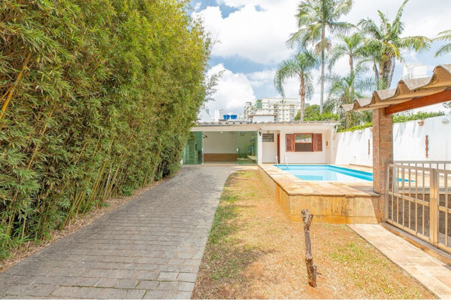 Imagem Casa com 3 Quartos à Venda, 232 m² em Alto Da Boa Vista - São Paulo