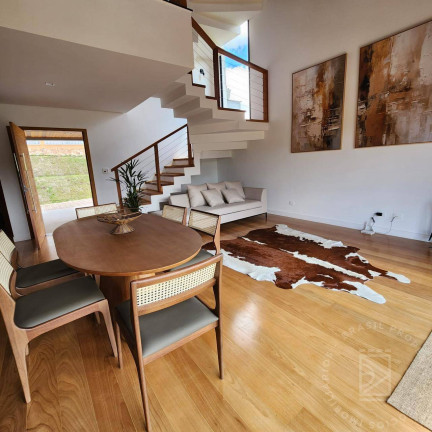 Imagem Casa com 4 Quartos à Venda, 230 m² em Recanto Araucária - Campos Do Jordão Imagem Casa com 4 Quartos à Venda, 230 m² em Recanto Araucária - Campos Do Jordão