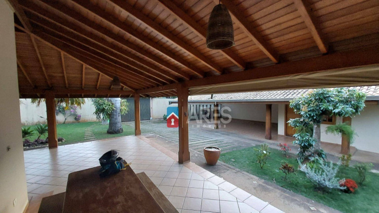 Imagem Chácara com 3 Quartos à Venda, 332 m² em Praia Dos Namorados - Americana Imagem Chácara com 3 Quartos à Venda, 332 m² em Praia Dos Namorados - Americana