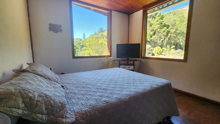 Imagem Casa com 8 Quartos à Venda, 1.700 m² em Albuquerque - Teresópolis
