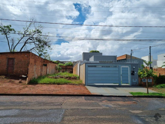 Terreno à Venda, 237 m² em Jardim Montevidéu - Campo Grande