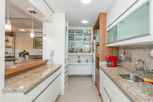 Imagem Imóvel com 3 Quartos à Venda, 110 m² em Santa Tereza - Porto Alegre Imagem Imóvel com 3 Quartos à Venda, 110 m² em Santa Tereza - Porto Alegre