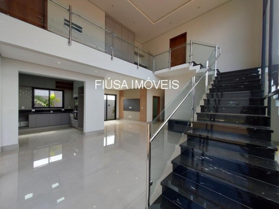 Imagem Casa com 4 Quartos à Venda, 349 m² em J. Itambé - Ribeirão Preto Imagem Casa com 4 Quartos à Venda, 349 m² em J. Itambé - Ribeirão Preto