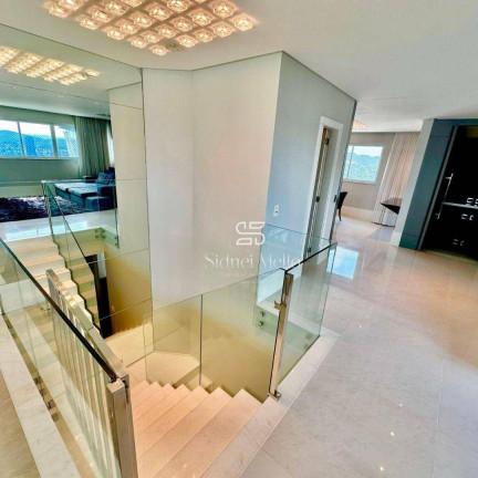 Imagem Cobertura com 4 Quartos à Venda, 400 m² em 2 Quadra Centro - Balneário Camboriú Imagem Cobertura com 4 Quartos à Venda, 400 m² em 2 Quadra Centro - Balneário Camboriú