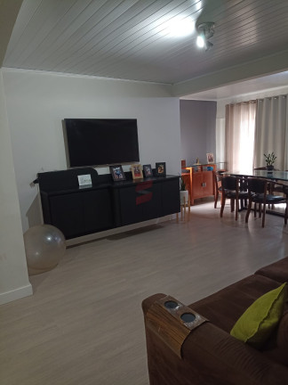 Imagem Casa à Venda, em Atuba - Curitiba Imagem Casa à Venda, em Atuba - Curitiba