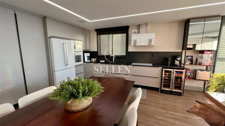 Imagem Apartamento com 3 Quartos à Venda, 183 m² em Centro - Balneário Camboriú Imagem Apartamento com 3 Quartos à Venda, 183 m² em Centro - Balneário Camboriú