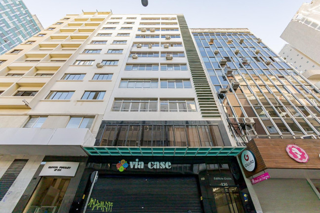 Sala Comercial à Venda, 158 m² em Centro - Curitiba