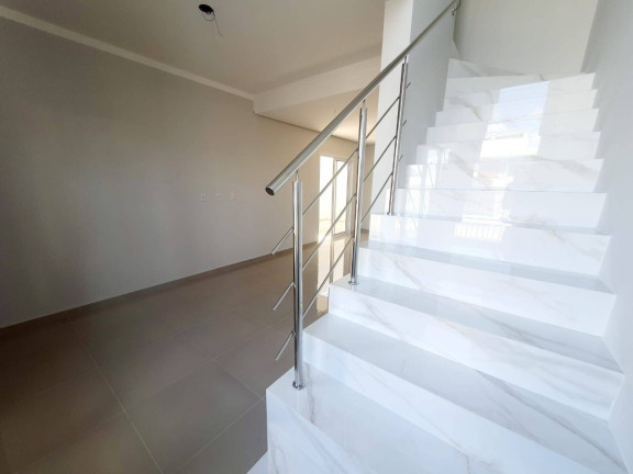 Imagem Sobrado com 3 Quartos à Venda, 128 m² em Nossa Senhora Das Graças - Canoas