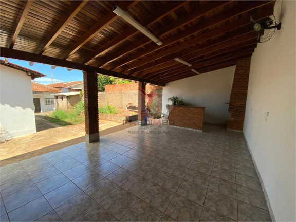 Imagem Casa com 3 Quartos à Venda, 234 m² em Vila Mamedina - Lençóis Paulista Imagem Casa com 3 Quartos à Venda, 234 m² em Vila Mamedina - Lençóis Paulista