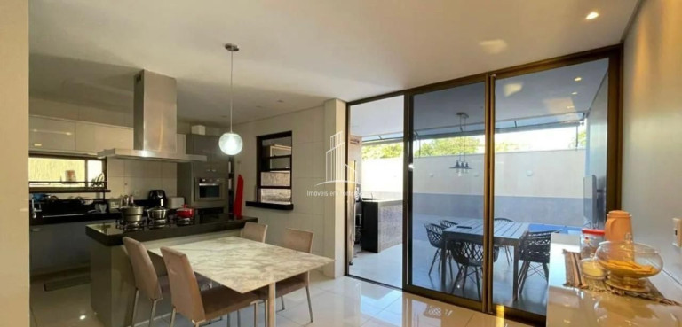 Imagem Casa com 3 Quartos à Venda, 282 m² em Coaçu - Eusébio